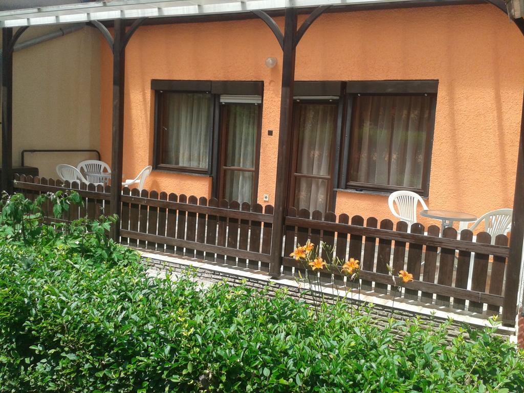 Petra Vendégház Bük Habitación foto