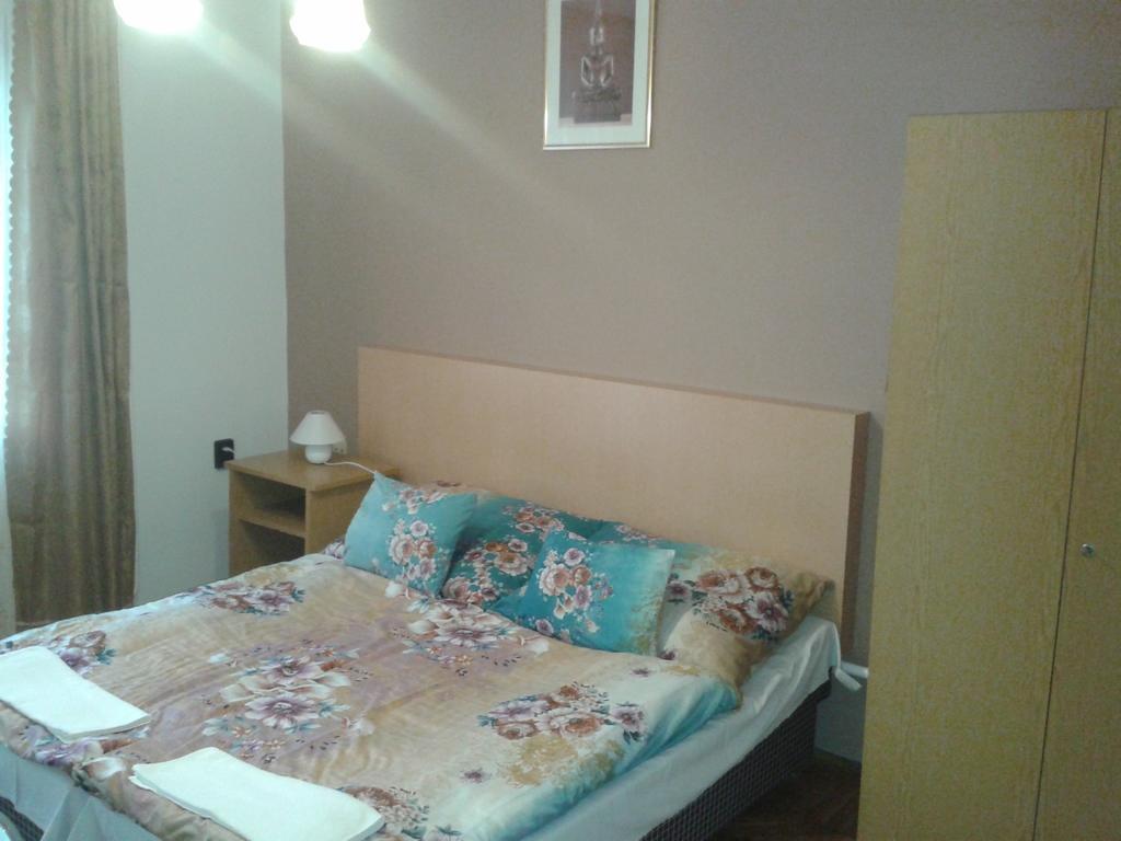 Petra Vendégház Bük Habitación foto